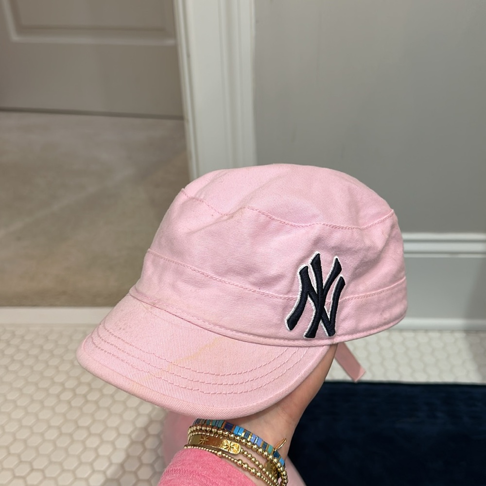 Yankees hat